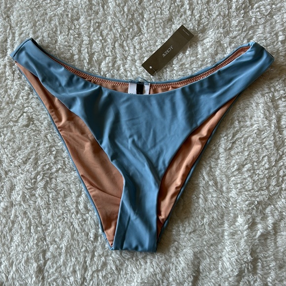 J. Crew Curved Waist Cheeky Bikini Bottom Light Blue Size Medium NWT - Picture 3 of 6
